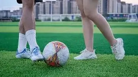 伍兹与前特朗普儿媳恋情曝光，甜蜜同框照引关注